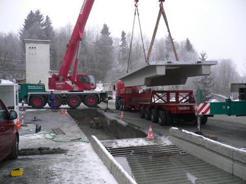 Ausbau alte Einbau neue Waagenbrücke